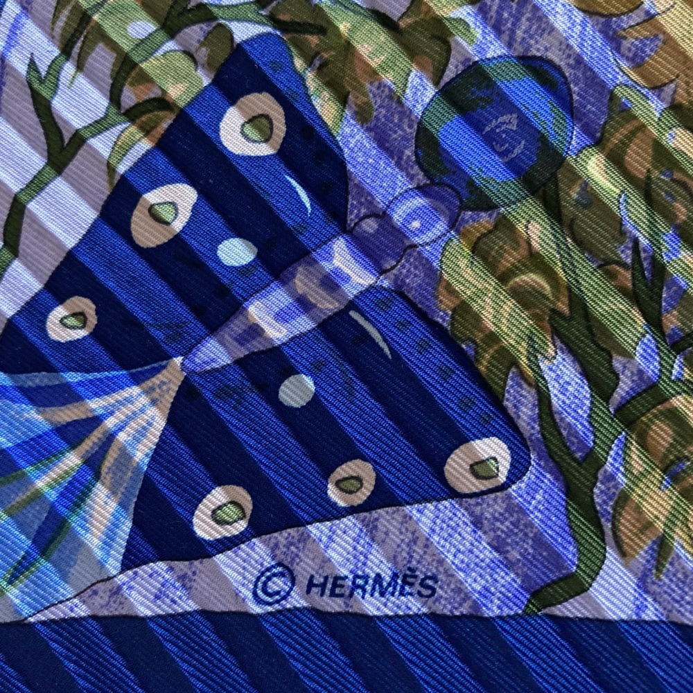 Hermes Kuggor Tree Pleated Plisse Silk Scarf - Picture 7 of 16